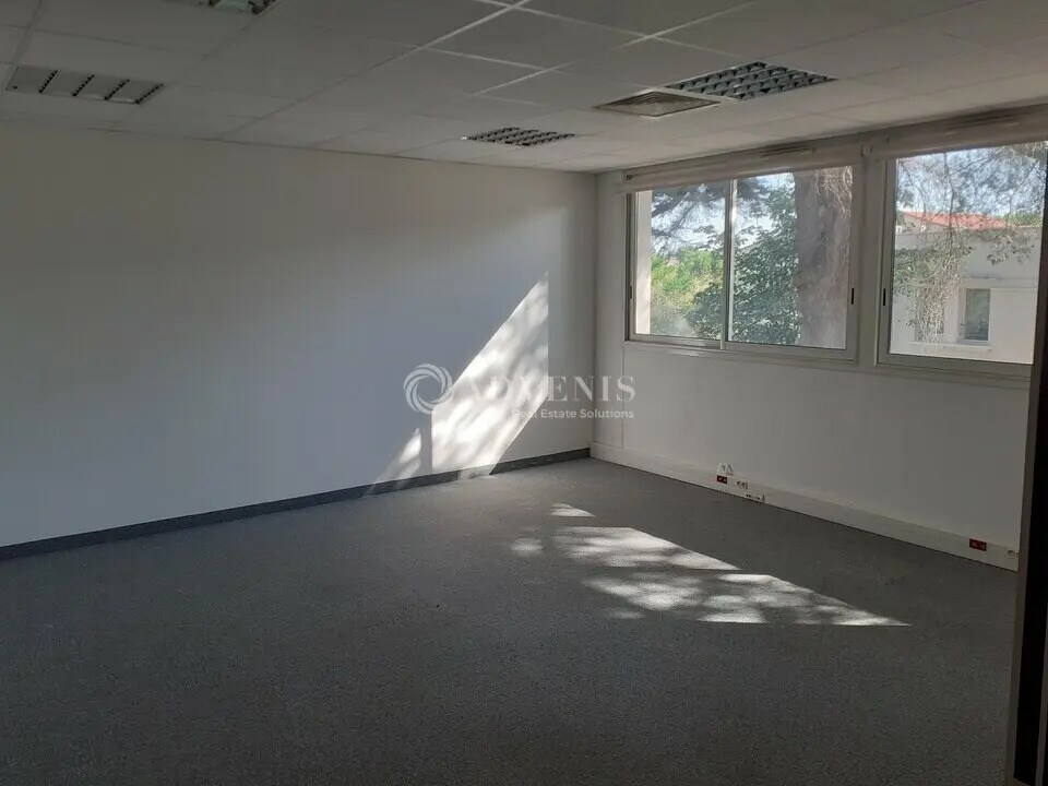 Office in Montpellier to rent Interior Photo- Image 1 of 10