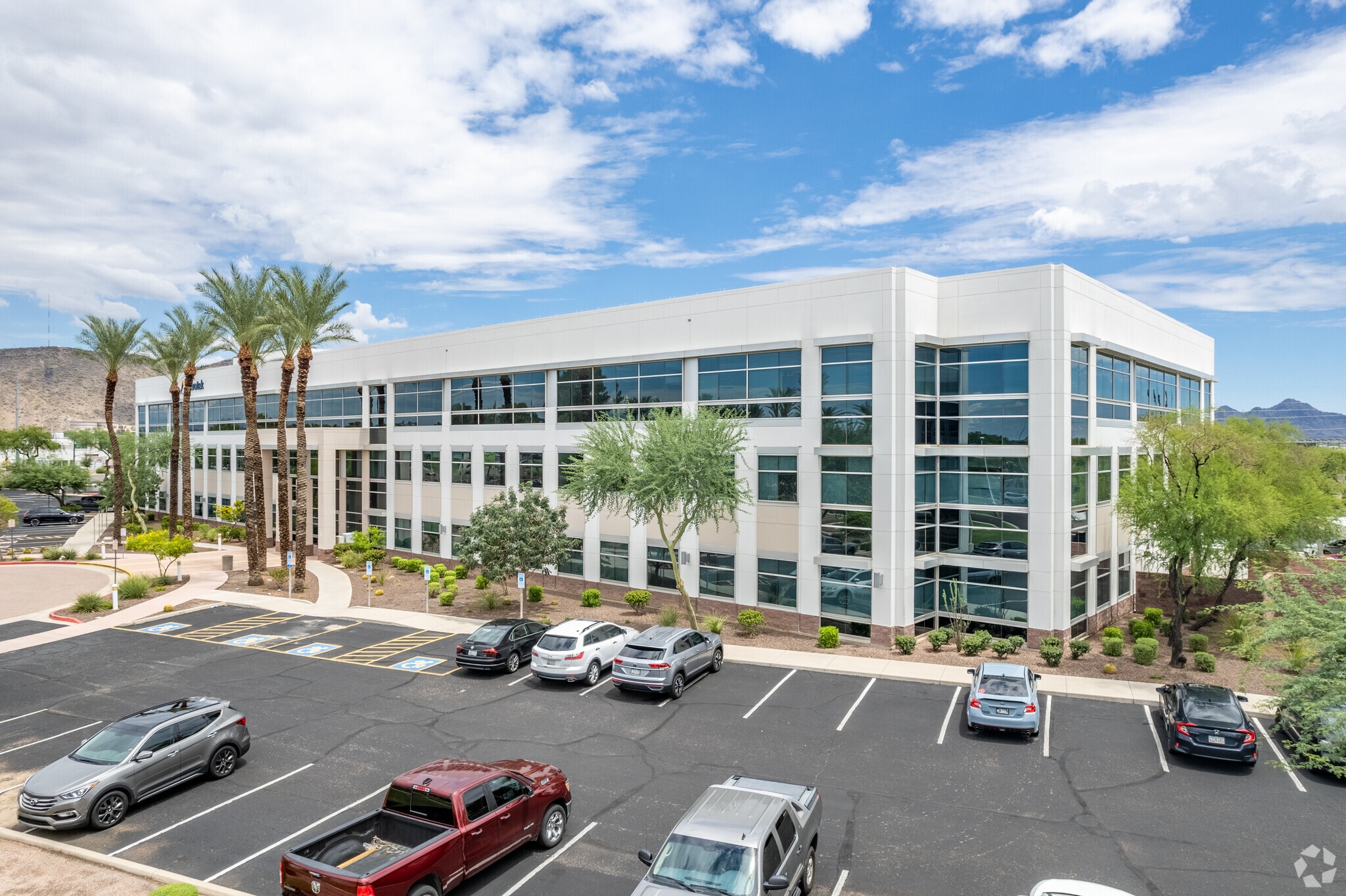 2401 W Peoria Ave, Phoenix, AZ to rent Building Photo- Image 1 of 6