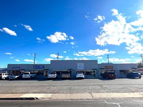 600-640 E Fry Blvd, Sierra Vista, AZ for rent Building Photo- Image 1 of 11