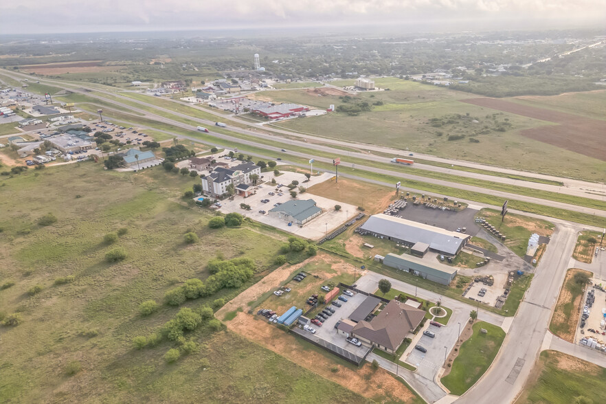 410 S Interstate 35, Pearsall, TX for rent - Aerial - Image 3 of 44