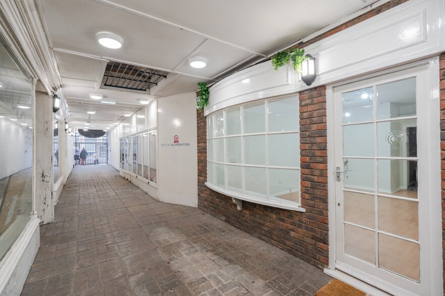 1 Regent Arcade, Grimsby for sale - Interior Photo - Image 1 of 1