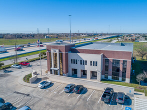 8511 S Sam Houston Pky E, Houston, TX - AERIAL  map view