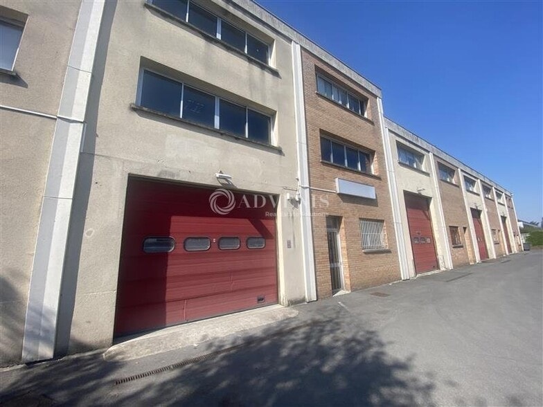Light Industrial in Neuilly-Plaisance to rent - Building Photo - Image 3 of 12