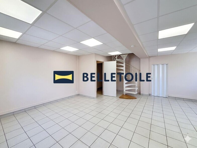 Office in Saint-Maur-des-Fossés to rent - Building Photo - Image 2 of 16