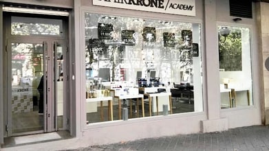 Retail in Madrid, Madrid to rent Interior Photo- Image 2 of 2