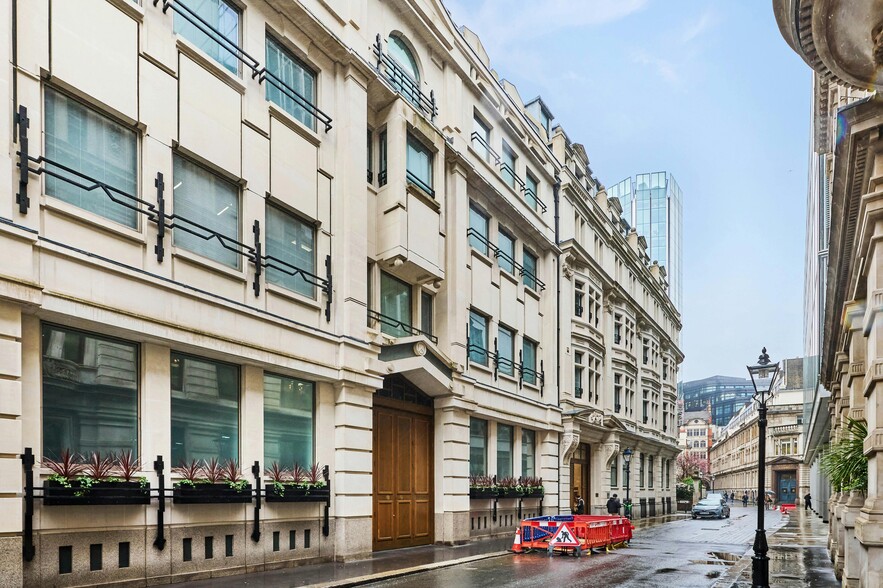 15-17 Throgmorton Av, London to rent - Building Photo - Image 2 of 8