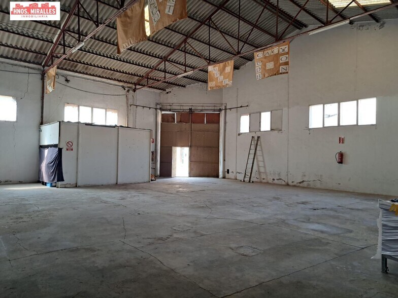 Industrial in Albatera, Alicante to rent - Interior Photo - Image 2 of 7