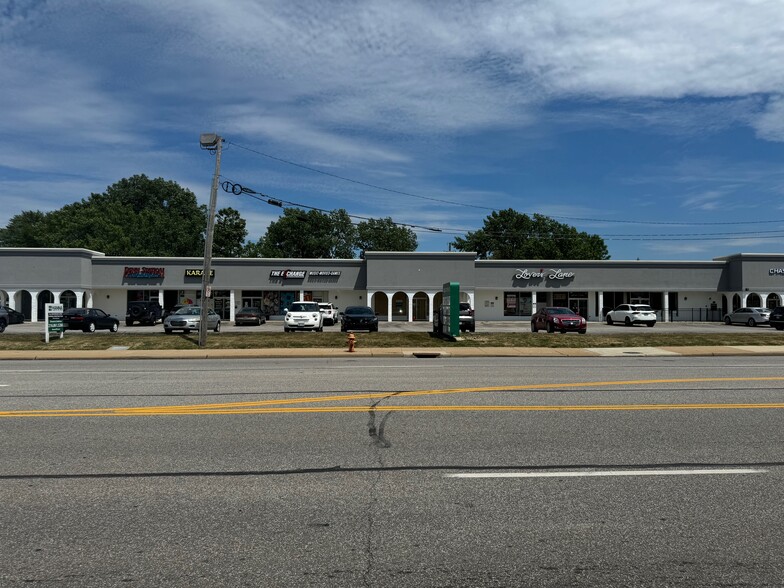 4701-4763 Great Northern Blvd, North Olmsted, OH for rent - Building Photo - Image 3 of 4