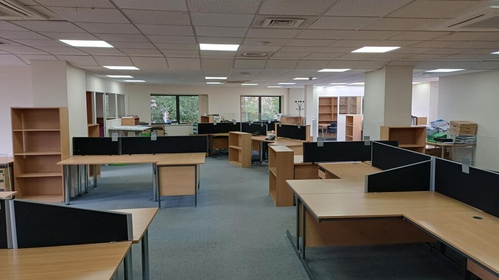 Anglia Way, Northampton for sale - Interior Photo - Image 2 of 4