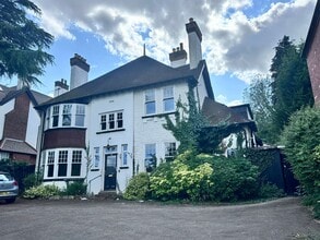 83 Lichfield Road, Sutton Coldfield to rent Building Photo- Image 1 of 5