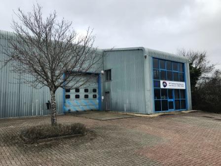 8 Regents Ct, Andover to rent Building Photo- Image 1 of 3