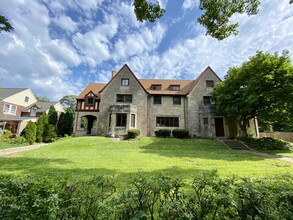 606 W Ohio St, Urbana, IL for sale Primary Photo- Image 1 of 1