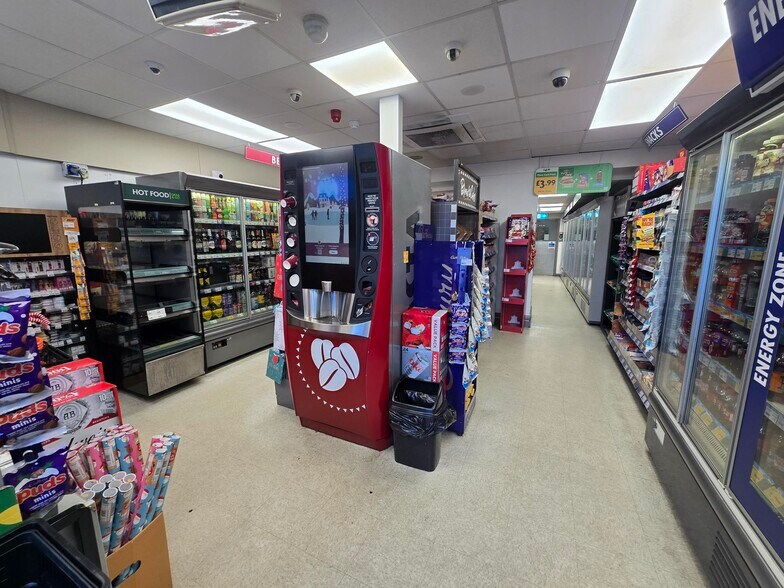 66 Broadwater Rd, Worthing for sale - Building Photo - Image 3 of 3