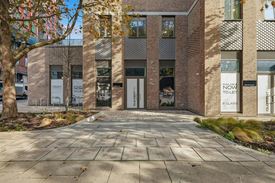 671-679 Old Kent Rd, London to rent - Building Photo - Image 3 of 69