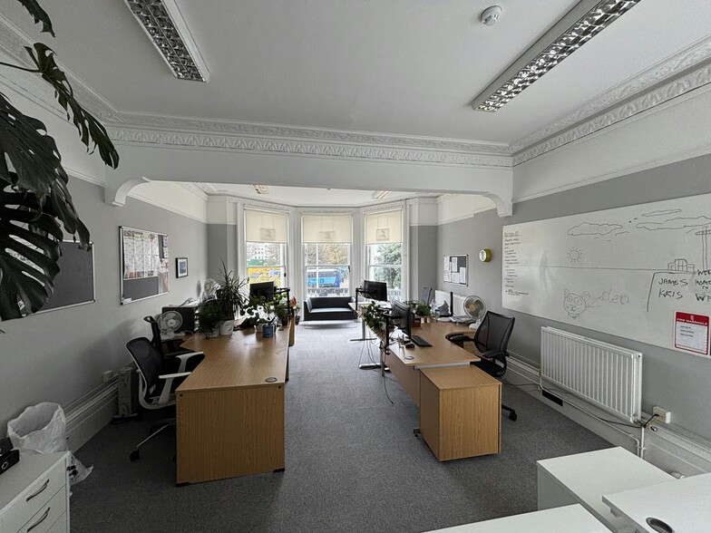 51 Old Steine, Brighton to rent - Building Photo - Image 2 of 9