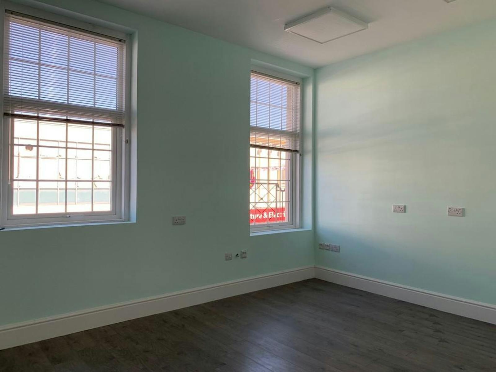 25 High St, Loughborough for sale Building Photo- Image 1 of 1