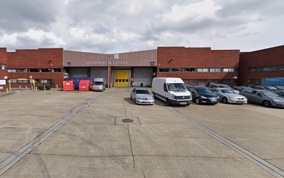 12 Merton Industrial Park S, London to rent - Building Photo - Image 3 of 9