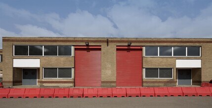 Blackhorse Rd, London to rent Building Photo- Image 1 of 2