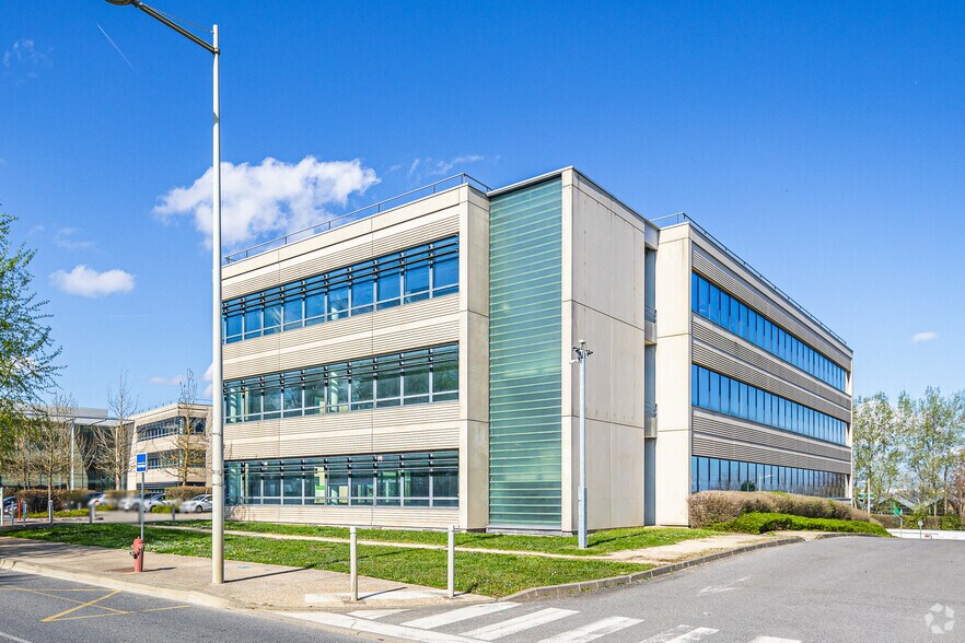 Office in Wissous to rent - Building Photo - Image 2 of 3