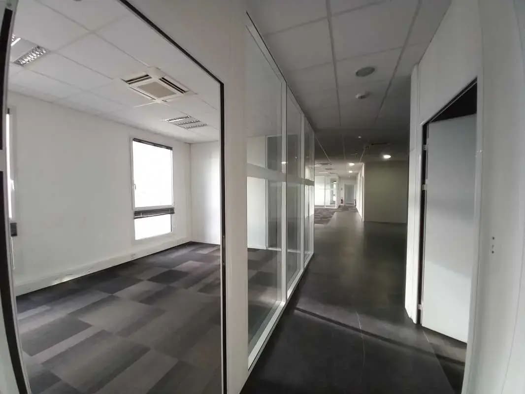 11 Rue Aimé Cotton, Saint-Priest to rent Interior Photo- Image 1 of 11