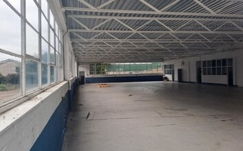 Priory Rd, Bodmin to rent Interior Photo- Image 1 of 4