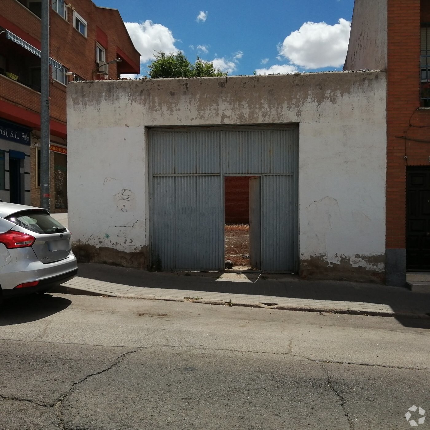 Land in Móstoles, Madrid to rent Primary Photo- Image 1 of 8
