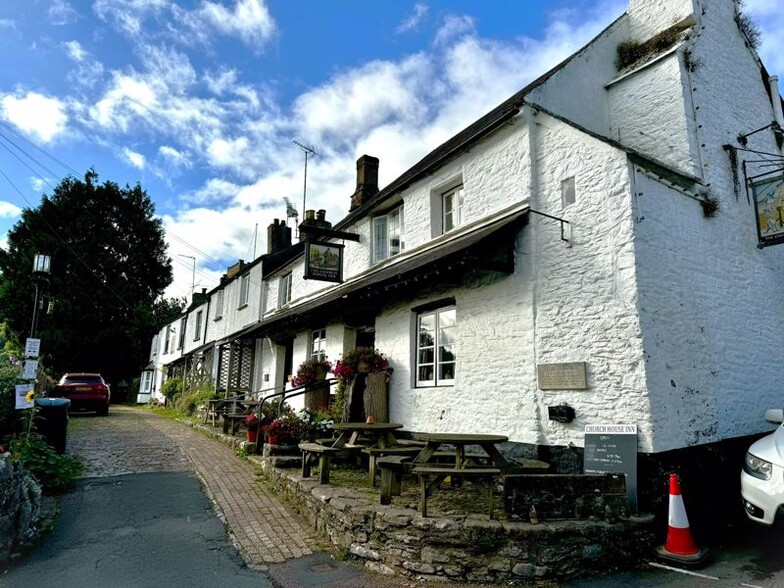 12 Church Walk, Totnes for rent - Building Photo - Image 1 of 12