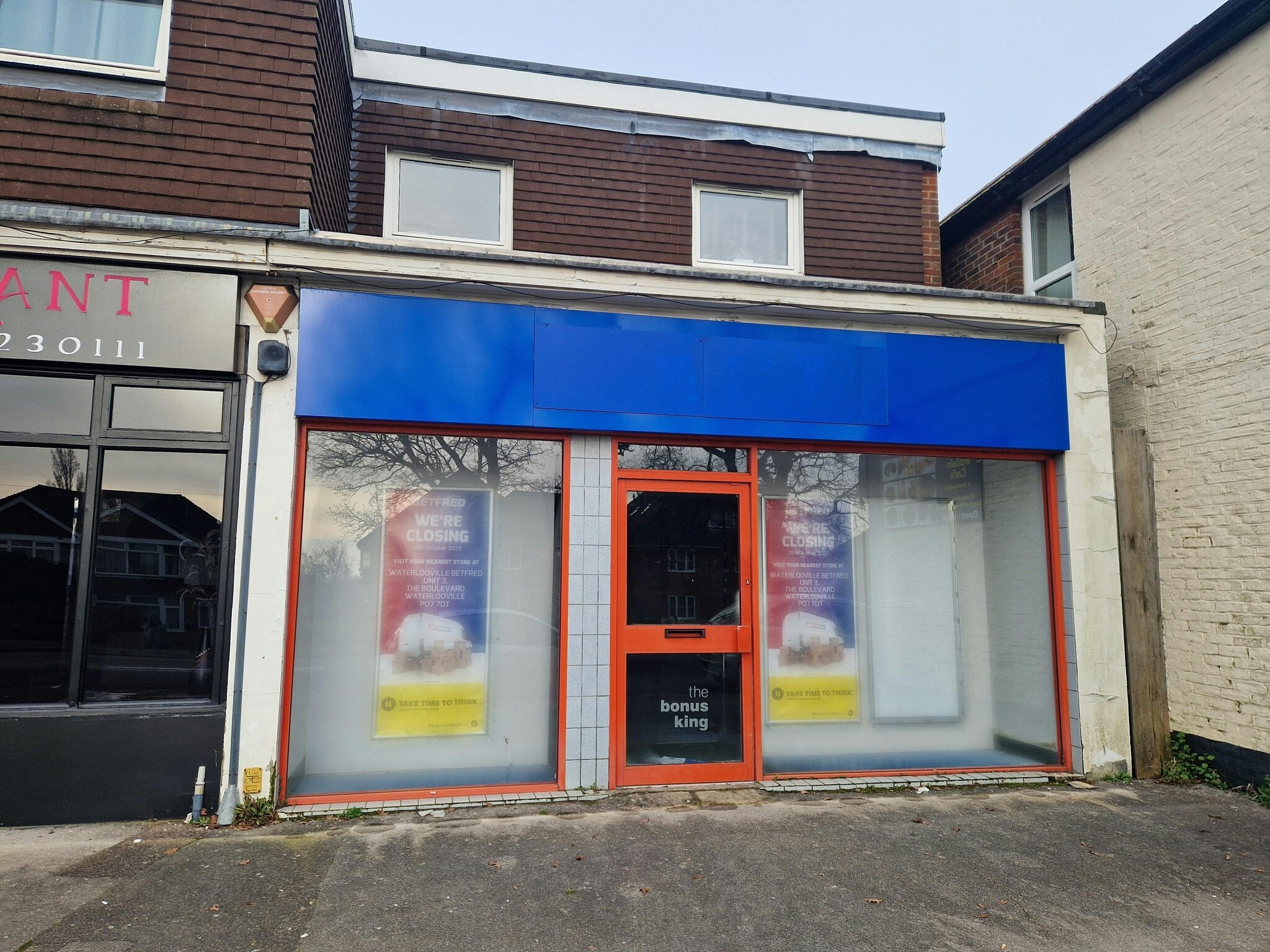 55 London Rd, Waterlooville to rent Building Photo- Image 1 of 8