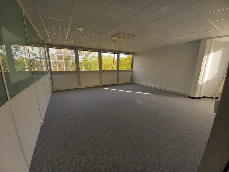 2 Rue Marcel Doret, Burolines 2, Blagnac to rent Interior Photo- Image 1 of 10
