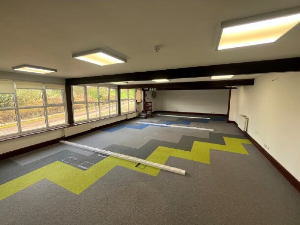 Huncote Rd, Croft to rent Interior Photo- Image 1 of 2