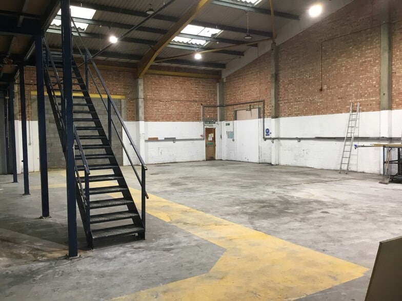 Edison Rd, Eastbourne to rent - Building Photo - Image 3 of 3