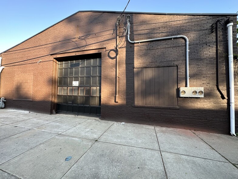 843 Cherry St, Norristown, PA for sale - Building Photo - Image 1 of 4