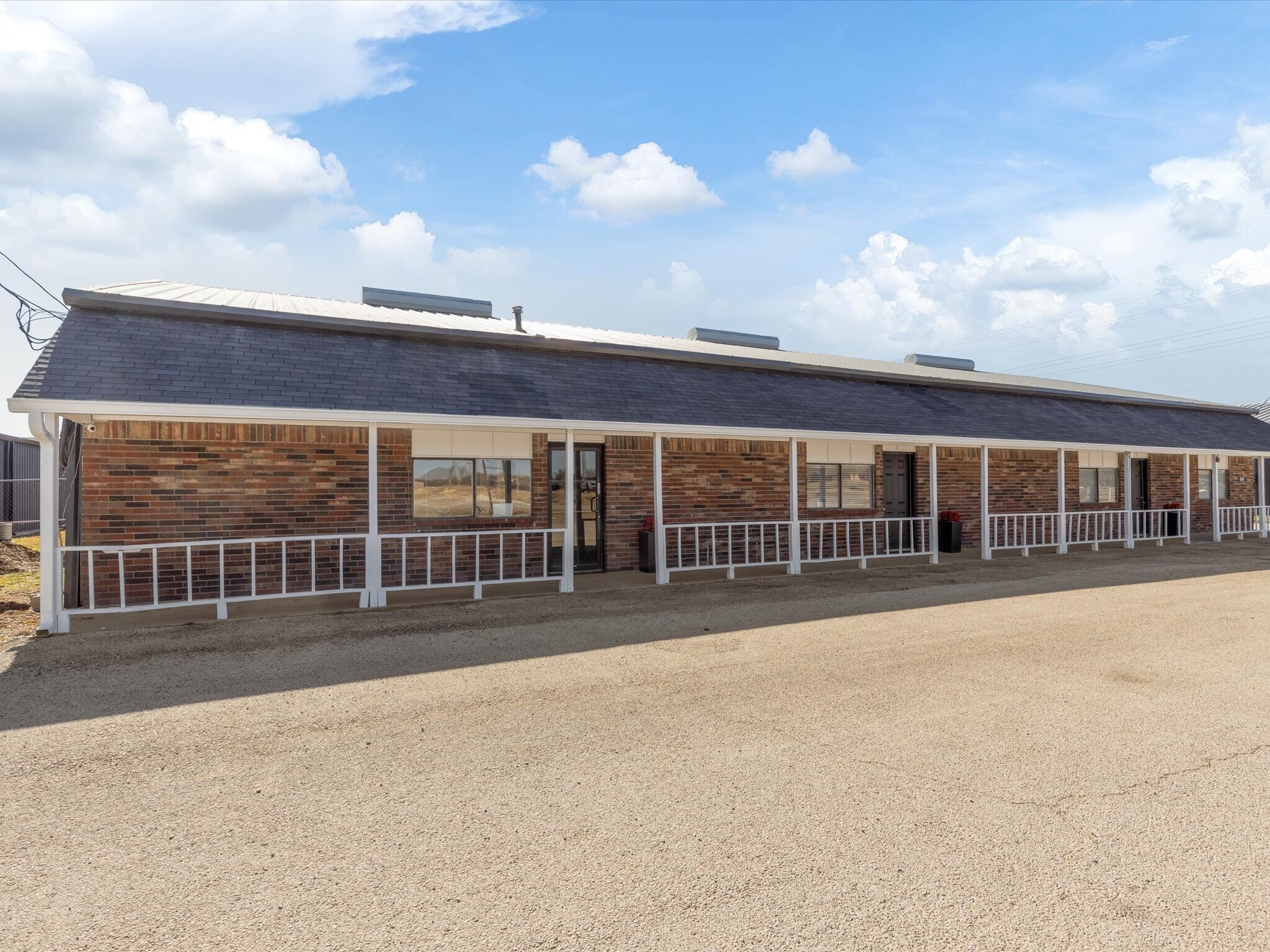 4640 Keller Hicks Rd, Fort Worth, TX for sale Building Photo- Image 1 of 1