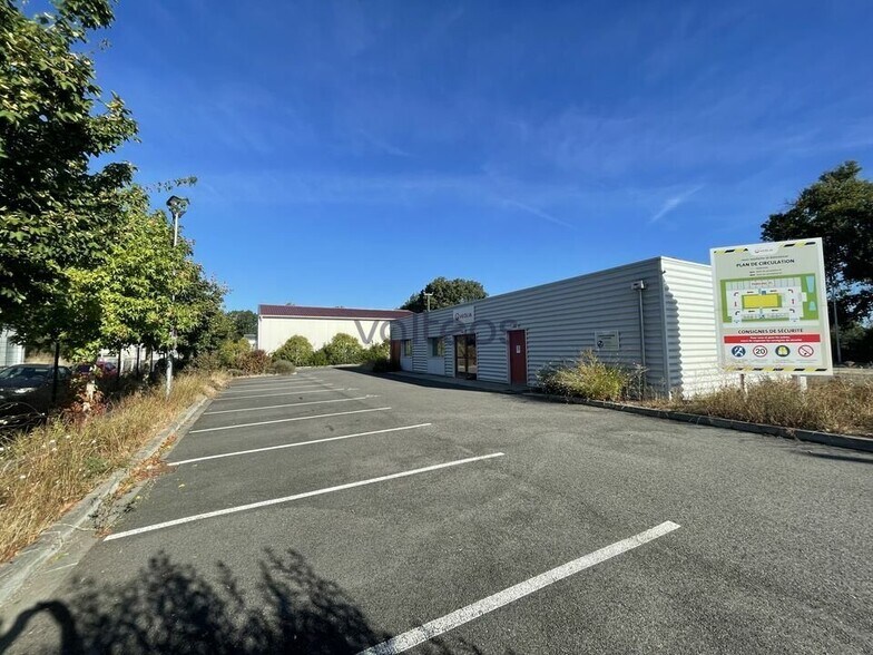 Light Industrial in Villematier for sale - Building Photo - Image 3 of 10