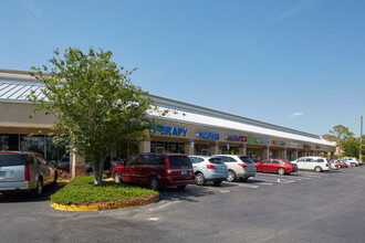 6210 Commercial Way, Weeki Wachee, FL for rent Building Photo- Image 1 of 8