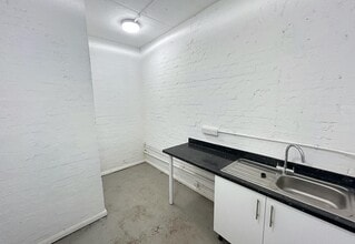 Humber Ave, Coventry to rent Interior Photo- Image 1 of 2