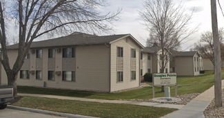 More details for 2500 Douglas Ave, Yankton, SD - Residential for Sale