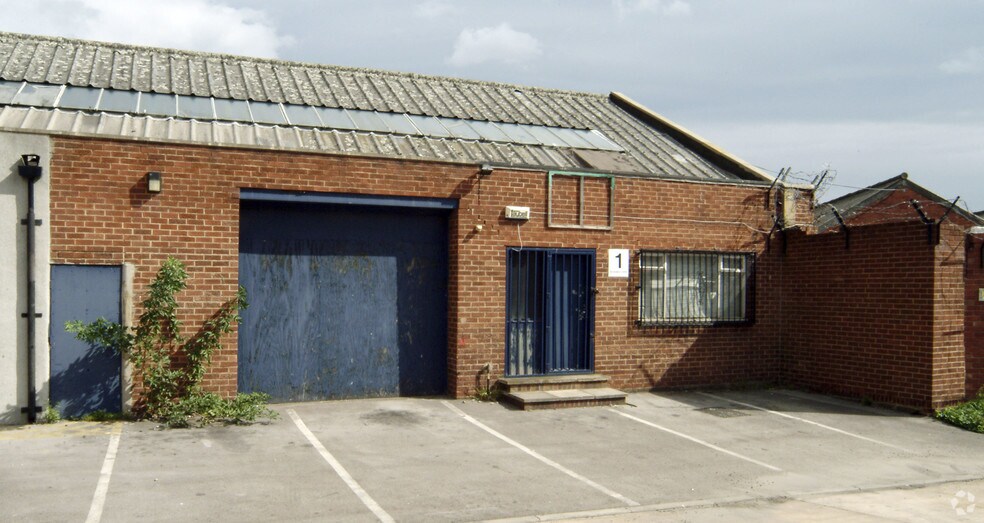 Beza Rd, Leeds for sale - Primary Photo - Image 1 of 1