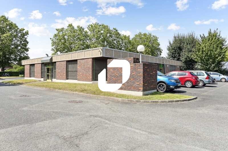 7 Avenue Du General De Gaulle, Lisses to rent Building Photo- Image 1 of 14
