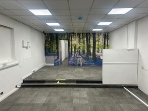 The Blvd, London to rent Interior Photo- Image 2 of 4