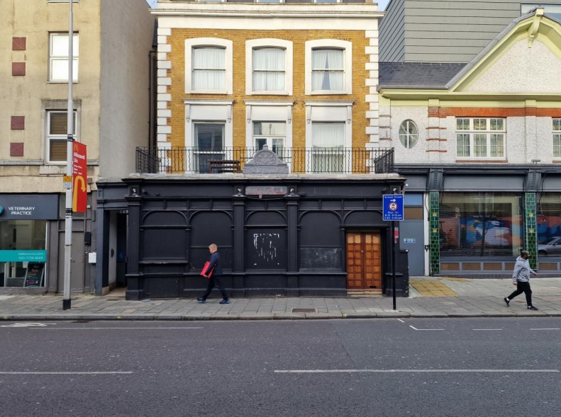 642 Wandsworth Rd, London to rent Primary Photo- Image 1 of 5