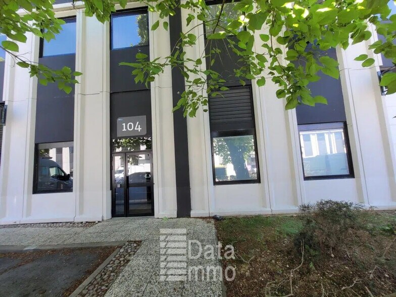 Office in Lognes to rent - Building Photo - Image 3 of 21