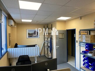 More details for 382 Route Du Stade, Roquevaire - Office for Sale