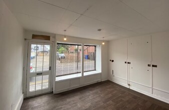 64 King St, Doncaster to rent Interior Photo- Image 1 of 3