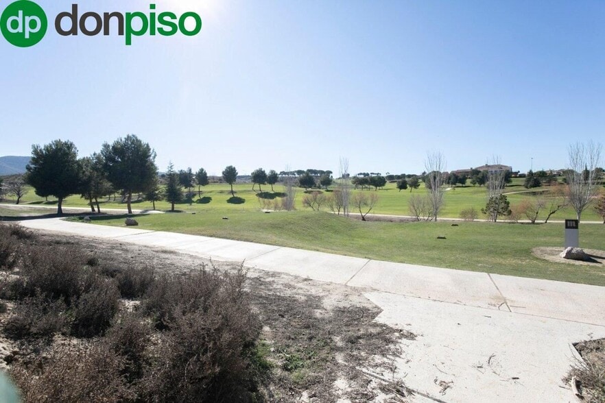 Calle Barranco de los Lobos, Villa de Otura, Granada for sale - Building Photo - Image 2 of 21