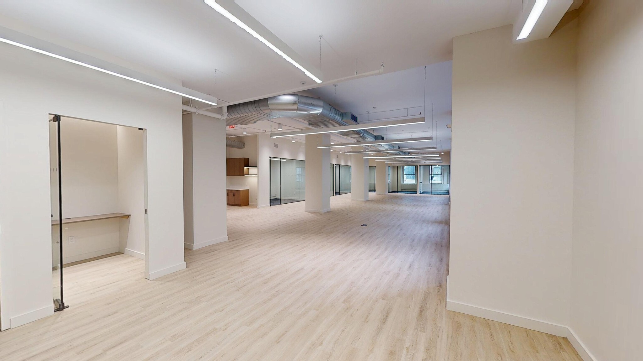 42 Broadway, New York, NY to rent Interior Photo- Image 1 of 7