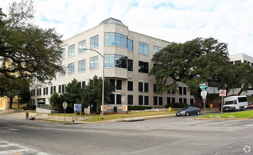 313 12th St E, Austin, TX for rent - Primary Photo - Image 1 of 5