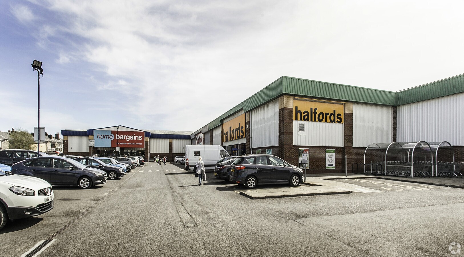 Retail Park, Bury BL9 7AQ UK