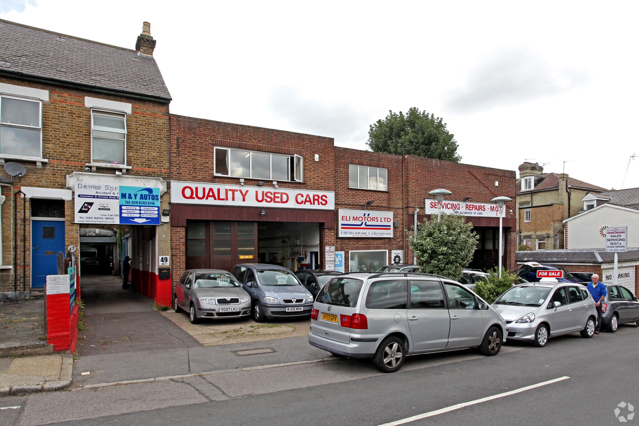 49 Victoria Rd, London for sale Primary Photo- Image 1 of 1