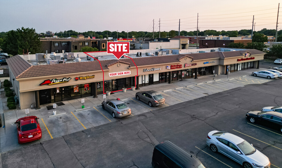 8035-8163 E Central Ave, Wichita, KS for rent - Building Photo - Image 1 of 4